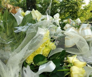 Tarnów. Ostatnie pożegnanie Karoliny Bojarskiej. Grobowiec utonął w kwiatach 