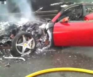 Ferrari FF fire