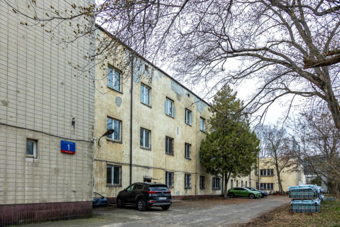 Dawna szkoła powszechna na Słomińskiego 1 w Warszawie