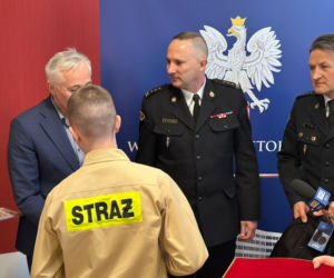 Szóstka młodych bohaterów ze Świętokrzyskiego z odznaką „Iuvenis Forti”