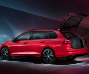 (2021) Volkswagen Golf Variant R Line