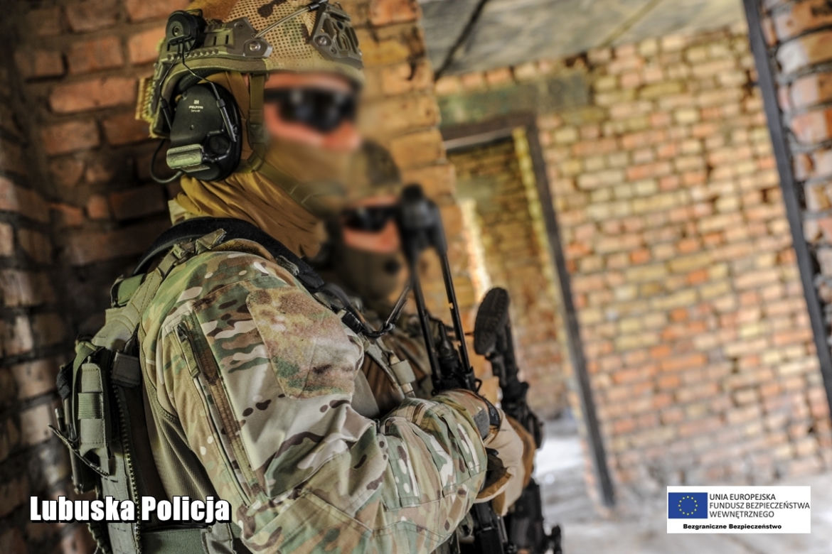 Napad i ucieczka - ćwiczenia lubuskich policjantów