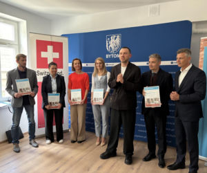 Remont kamienicy w Bytomiu - Fundacja Saint-Gobain i Habitat for Humanity