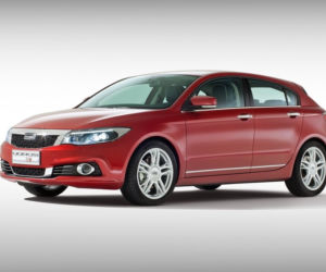 Qoros 3 Hatch
