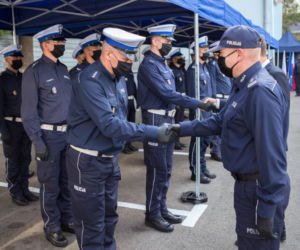 Policja odebrała 35 nowych radiowozów i 18 dronów