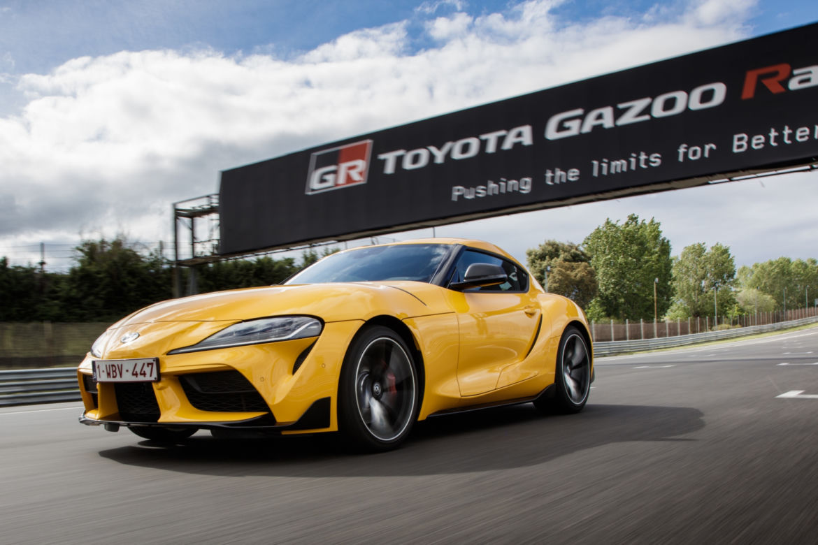 Toyota GR Supra w kolorze Nitro Yellow
