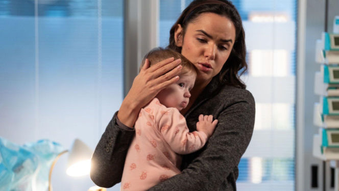 Na dobre i na złe odc. 981.,Marlenka (Oliwia Romakhova), Dorota matka zastępcza (Monika Sznajder)