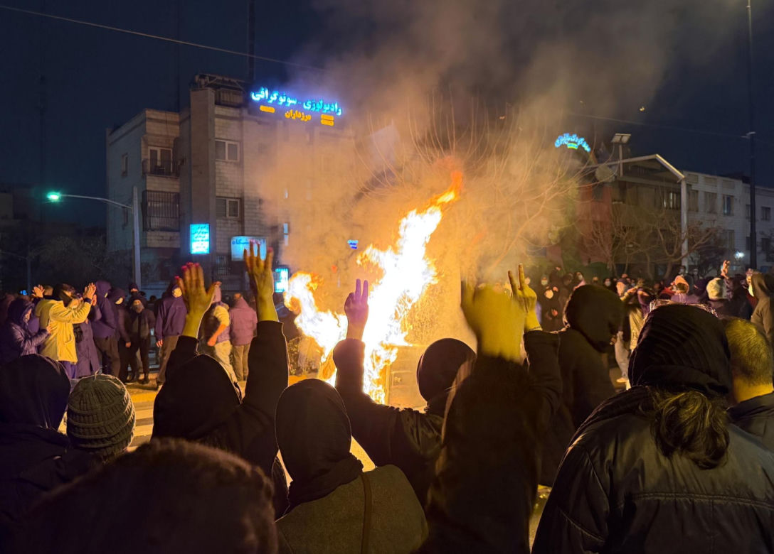 Władze Iranu mordują rannych demonstrantów w szpitalach?! Straszne oskarżenia