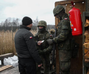 Prezydent RP Karol Nawrocki podczas spotkania świątecznego z żołnierzami