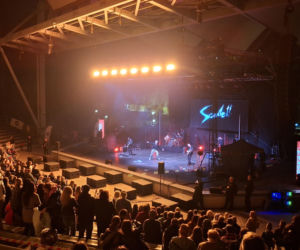 PGS Rock Festival na Kadzielni. Tłumy fanów śpiewały z LemON-em i Ewą Farną