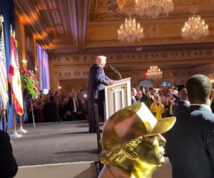 Caroline Derpieński i spotkanie z Trumpem