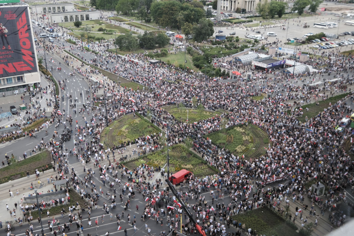 Zdjęcia z Marszu Powstania Warszawskiego