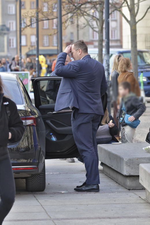 Minister rolnictwa Stefan Krajewski na jarmarku wielkanocnym