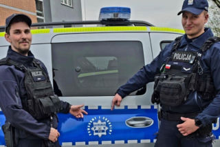 73-latek zakleszczony pod trójkołowcem przeżył kilka godzin w wodzie! Uratowali go policjanci