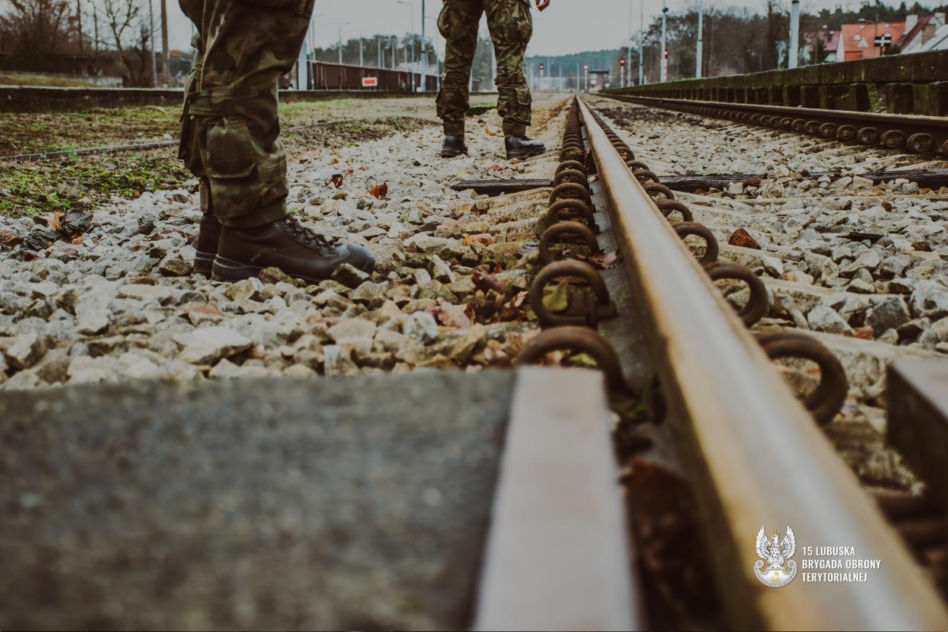 Żołnierze WOT jak policjanci? Mogą legitymować i zatrzymywać