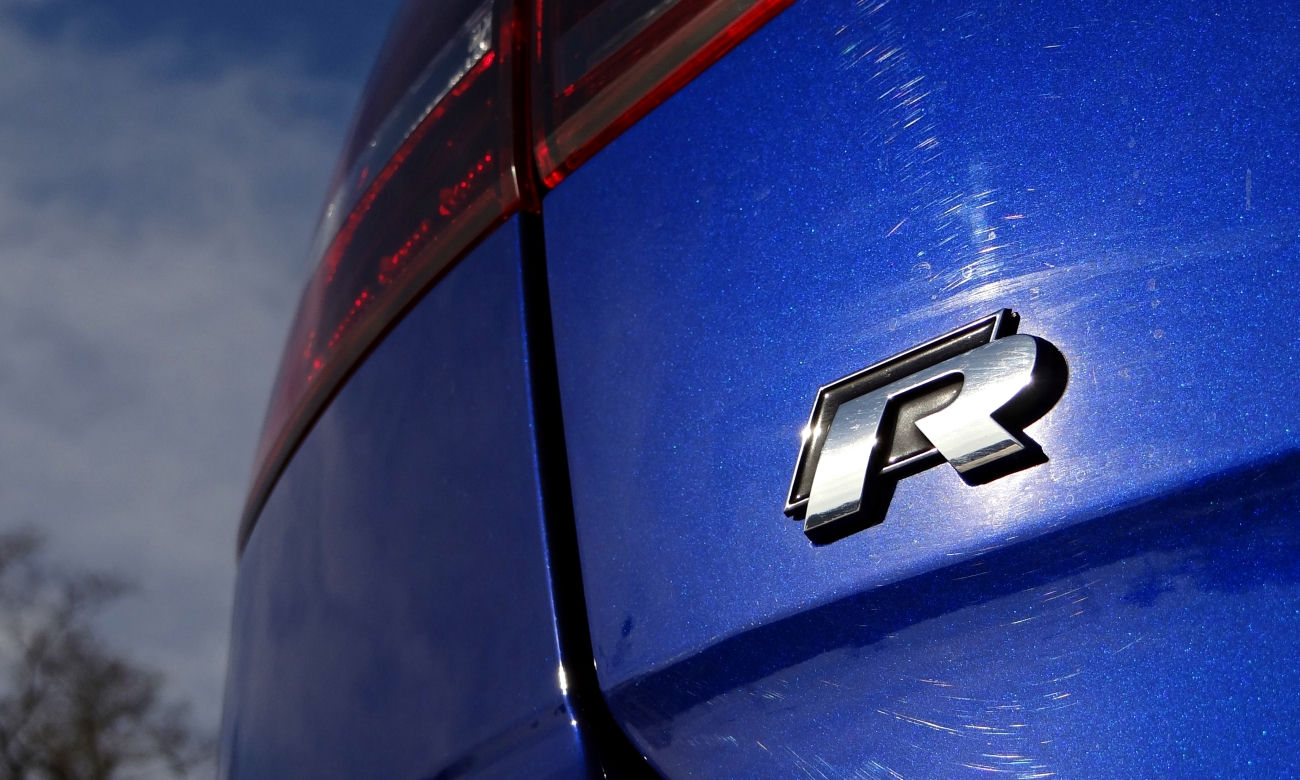Volkswagen Golf R 2.0 TSI 300 KM