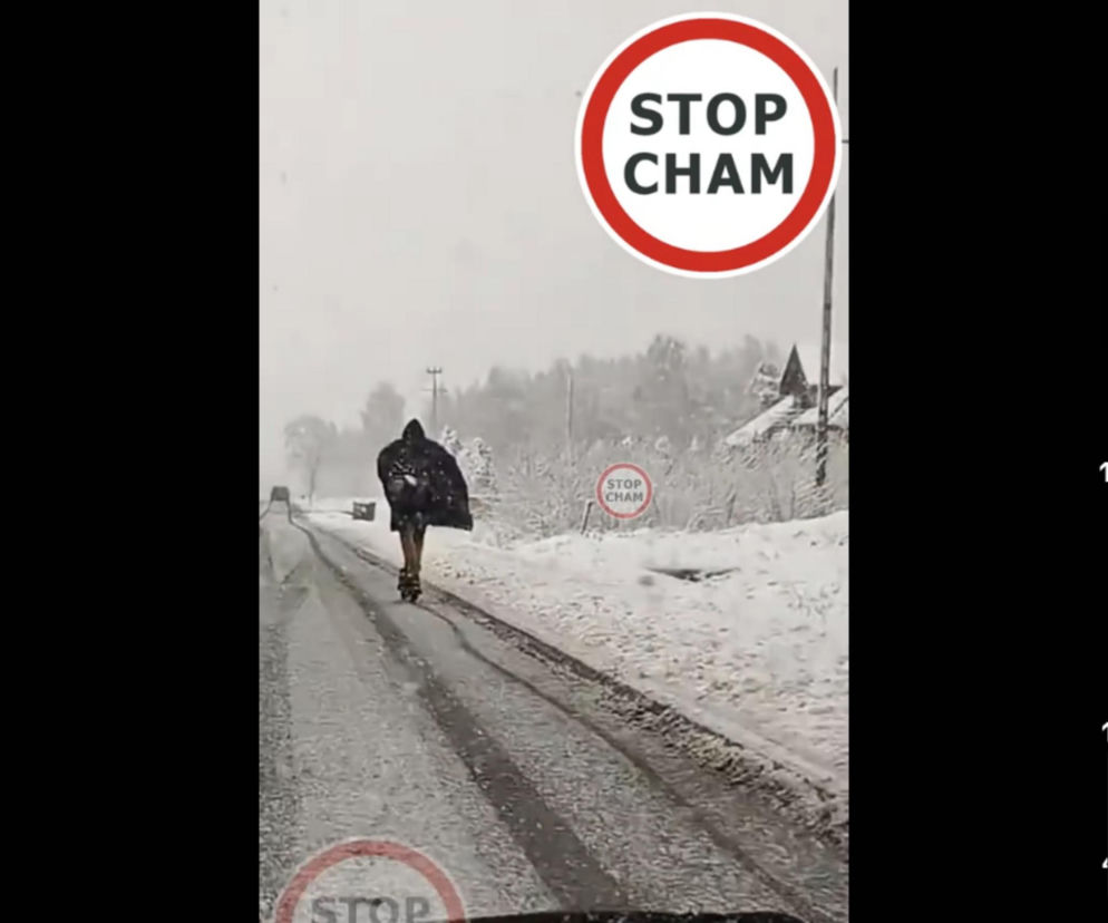 Śnieg walił prosto w twarz, a on jechał dalej. „Batman” na hulajnodze wywołał burzę w sieci