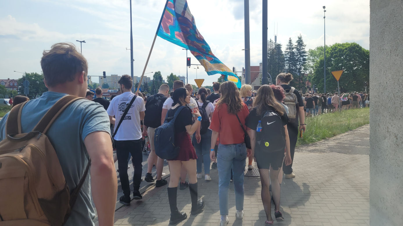 Kortowiadę czas zacząć! Kolorowa Parada Wydziałów przeszła ulicami Olsztyna [ZDJĘCIA]