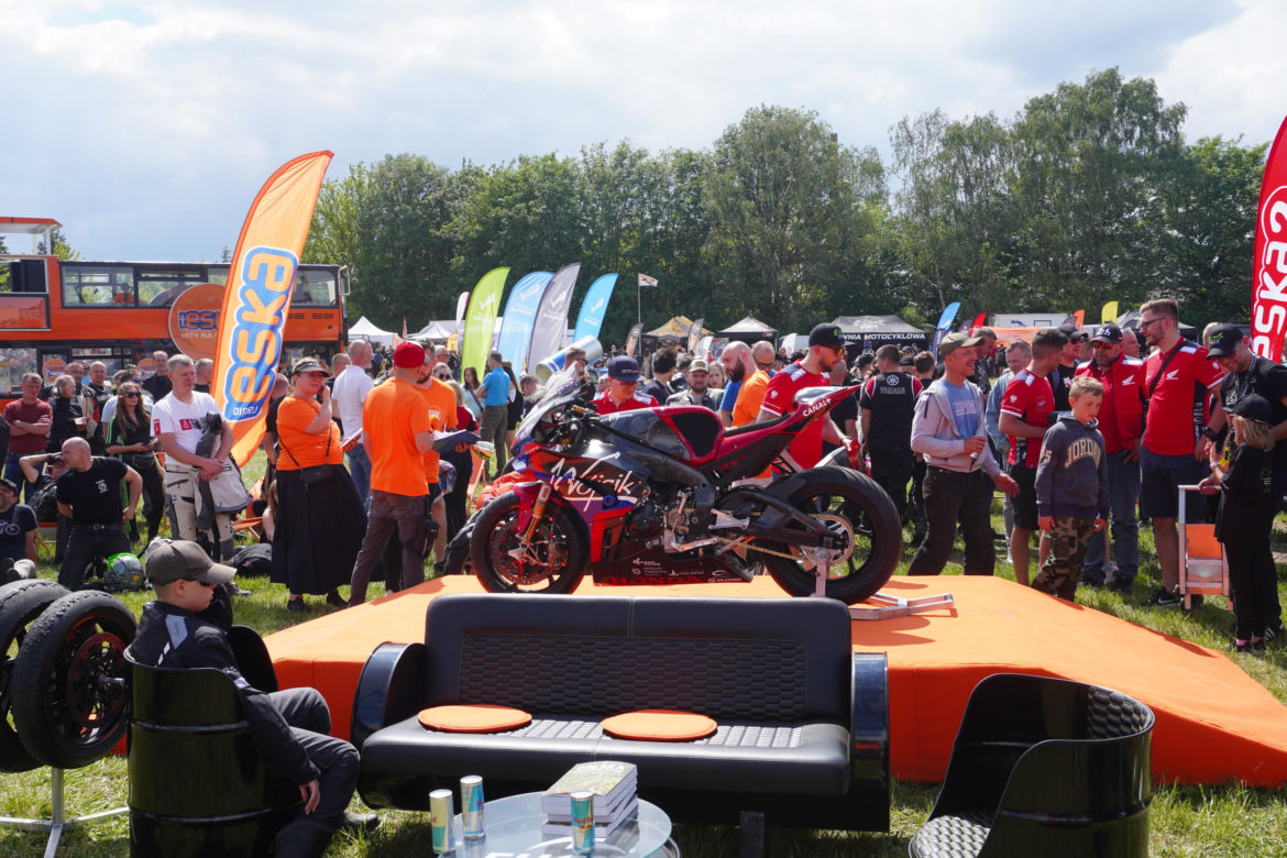 Eska Rider Show