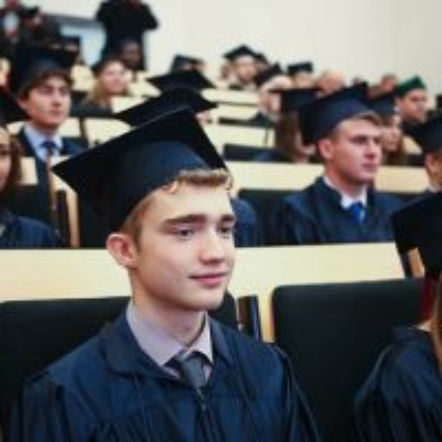 Kierunki studiów, po których NIE znajdziesz pracy! 