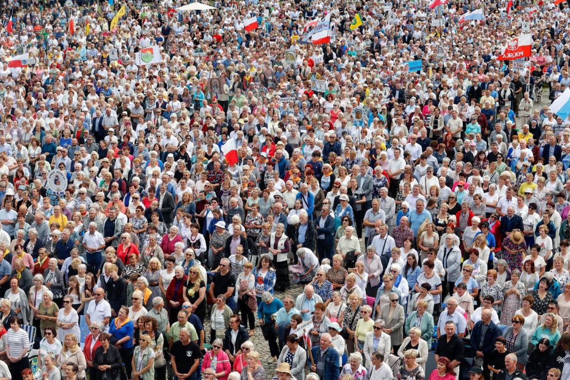 34. pielgrzymka Rodziny Radia Maryja na Jasną Górę. Kaczyński apelował o mobilizację na wybory