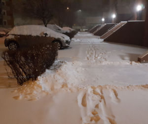 Kolejny atak zimy tej zimy w Lesznie. Miasto zasypane śniegiem