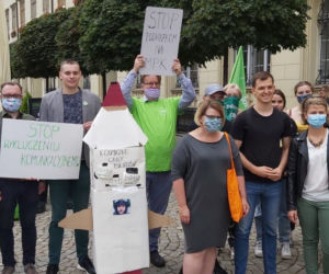 Protest przeciwko podwyżce cen biletów w MPK Wrocław