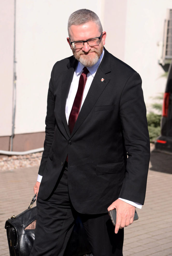 Koalicja Kaczyńskiego z Mentzenem i Braunem