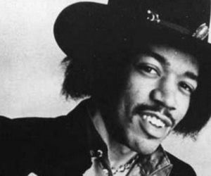 Niepublikowane nagranie z Jimiego Hendriksa na festiwalu Woodstock ujrzało światło dzienne. To gratka dla fanów 