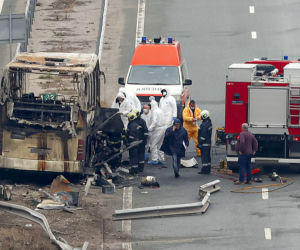 Czteroletnie bliźniaki spłonęły żywcem w autokarze