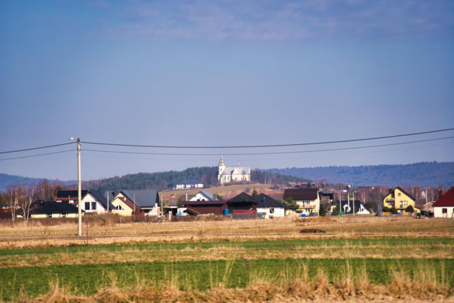 Chełmce. Kościół pw. św. Marii Magdaleny i św. Mikołaja