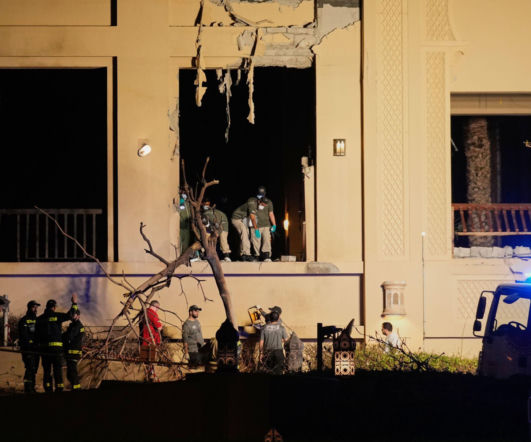 USA i Izrael uderzyły w Iran. Jedna osoba nie żyje, 11 rannych po atakach na lotniska w ZEA [RELACJA NA ŻYWO]