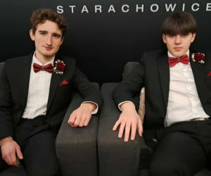 Tak bawili się maturzyści na studniówce skarżyskiego Erbla. Kreacje jak z czerwonego dywanu