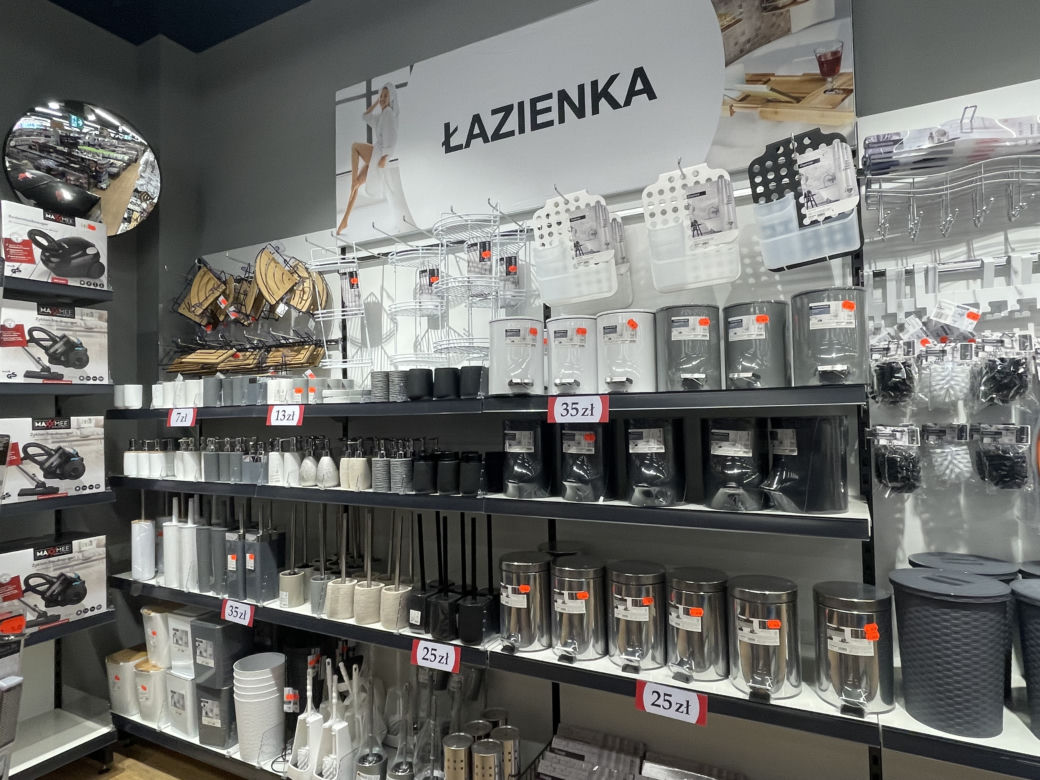 Otwarcie pierwszego w Polsce sklepu Woolworth w centrum handlowym Atut w Krakowie
