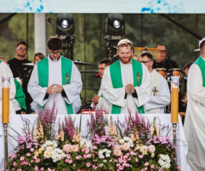 Największy chrześcijański festiwal trwa
