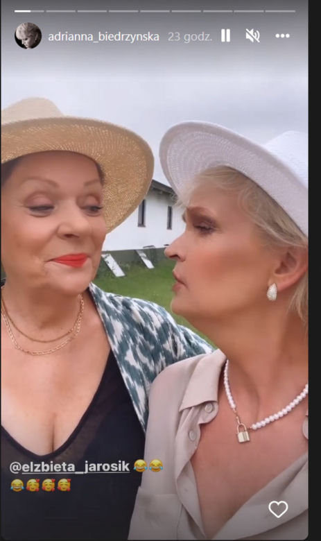 Barwy szczęścia na planie. Małgorzata (Adrianna Biedrzyńska), Elżbieta Jarosik