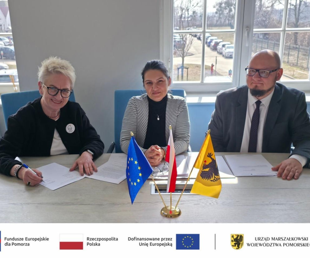 Podpisanie umowy na dofinansowanie funkcjonowania mieszkań wspomaganych w Słupsku.