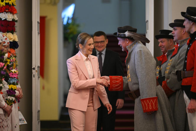 Marta Nawrocka na Niedzieli Palmowej w Pałacu Prezydenckim