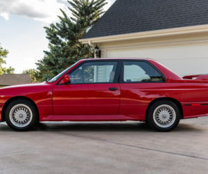 BMW E30 M3 wystawione na sprzedaż za prawie milion złotych