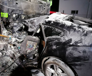Zderzenie BMW z ciężarówką pod Wrześnią! Nie żyje jedna osoba [ZDJECIA]
