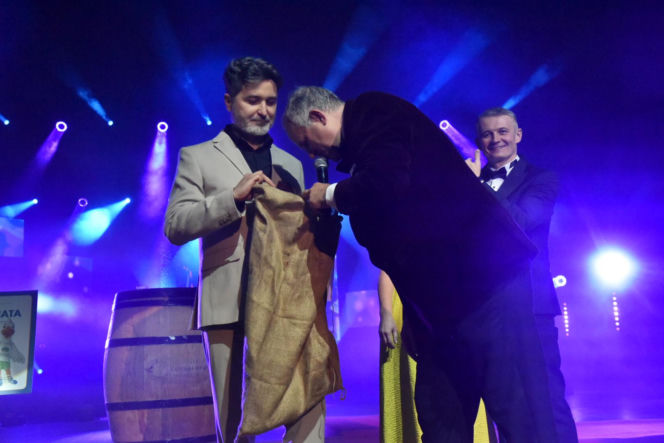 XIV Marszałkowski Bal Dobroczynny w CKK Jordanki. Koncert Kuby Badacha i licytacje