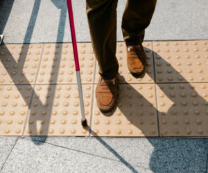 Uczniowie poznają świat osób niewidomych