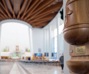 Bezdotykowe Kropielnice w sanktuarium w Łagiewnikach