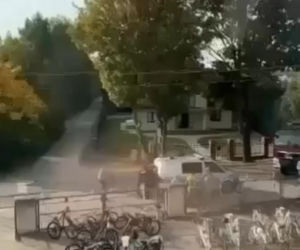 Kolejny koszmar w szkole. 15-latek miał przy sobie trzy noże! Zaatakował dyrektora, jedna osoba nie żyje