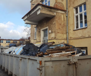 Na ten dzień czekał lata. Rozpoczął się remont Zespołu Szkół nr 4 w Lesznie