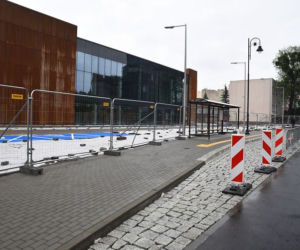 Nowoczesna Astoria. Ciepła woda już w basenie