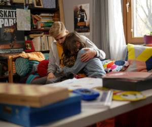 Pierwsza miłość. Tomek (Oskar Wojciechowski), Maciek (Joachim Olko)