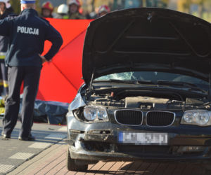 Pijany kierowca BMW zabił kobietę jadącą motorowerem. Drastyczne zdjęcia