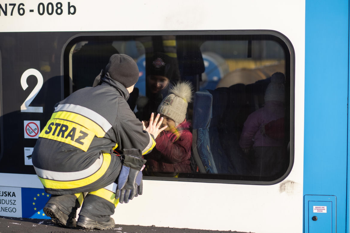Ukraina. Pociąg z Lwowa z ukraińskimi uchodźcami