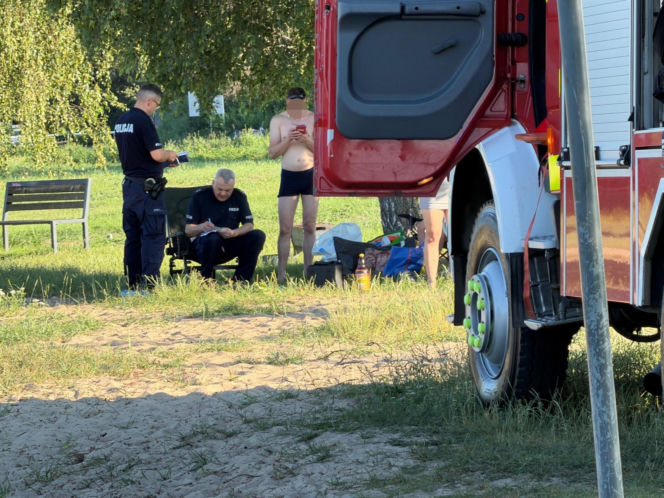 6-latka pod wodą pod Otwockiem